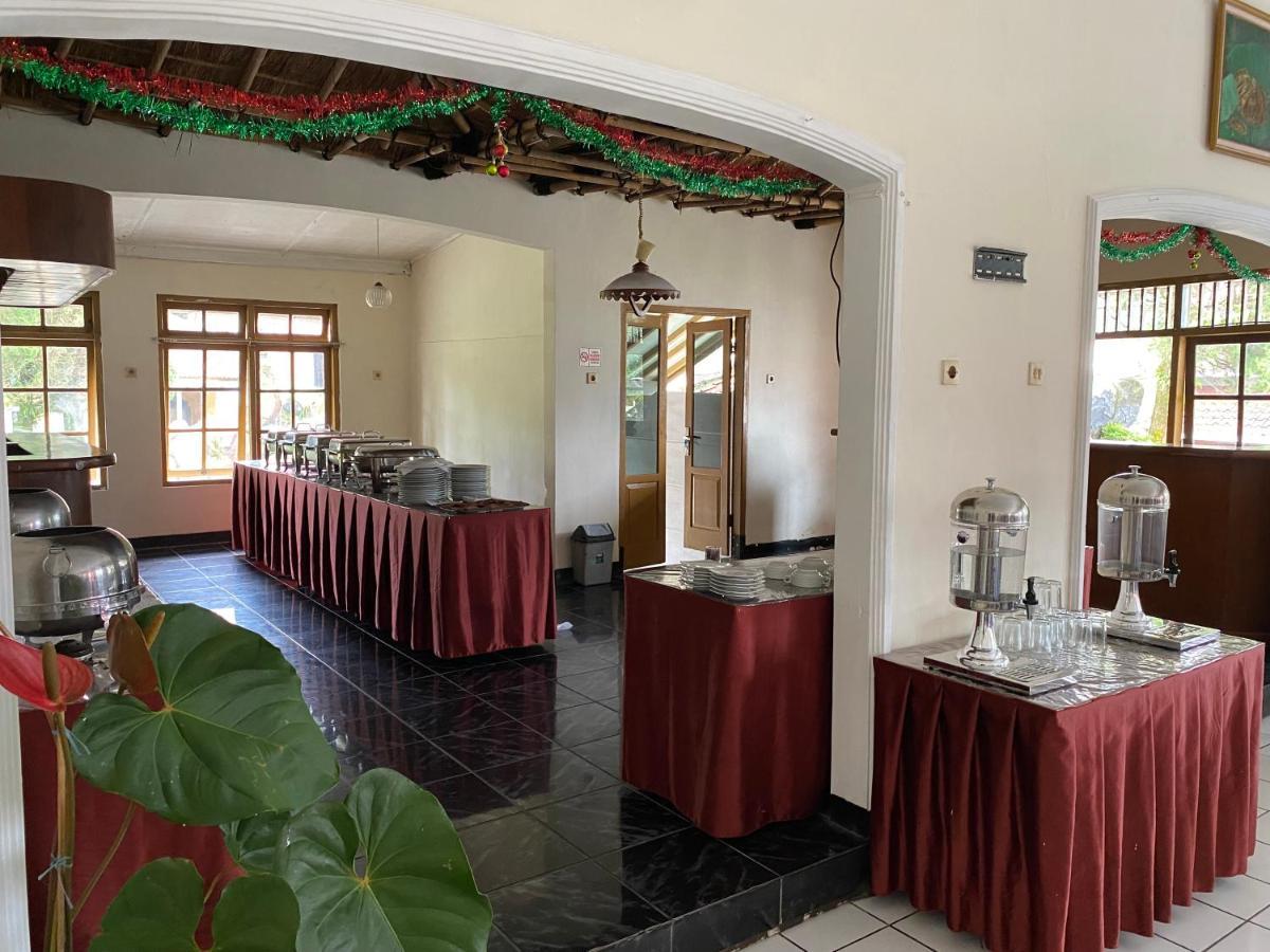 Hotel Puspa Sari 塞亚特 外观 照片