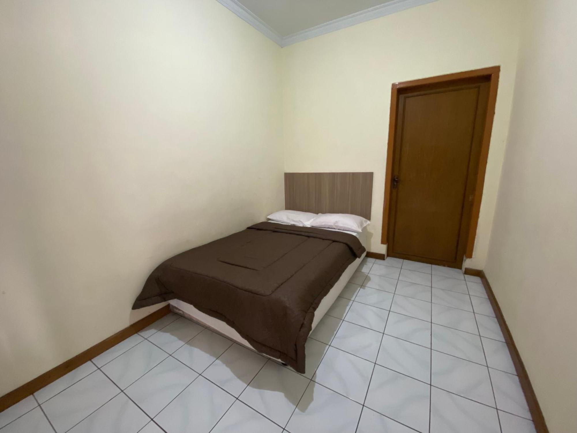Hotel Puspa Sari 塞亚特 外观 照片